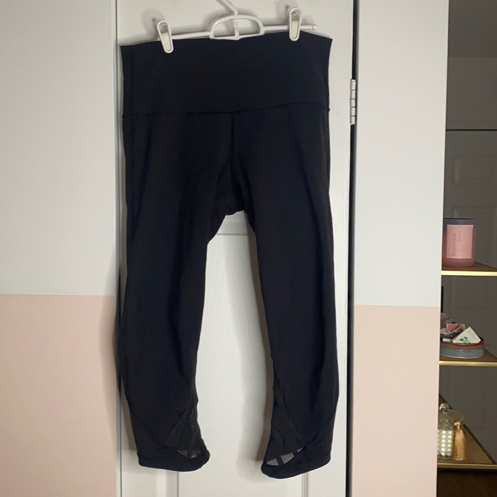 Lululemon 3/4 Length Yoga Pant Legging